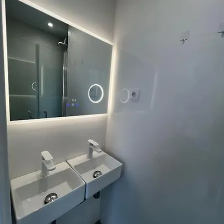 En Primera Linea De Mar Con Piscina Privada ヴィラ *