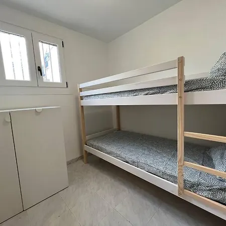 Villa En Primera Linea De Mar Con Piscina Privada Alcoceber